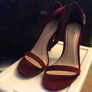 Anne Michelle Heels